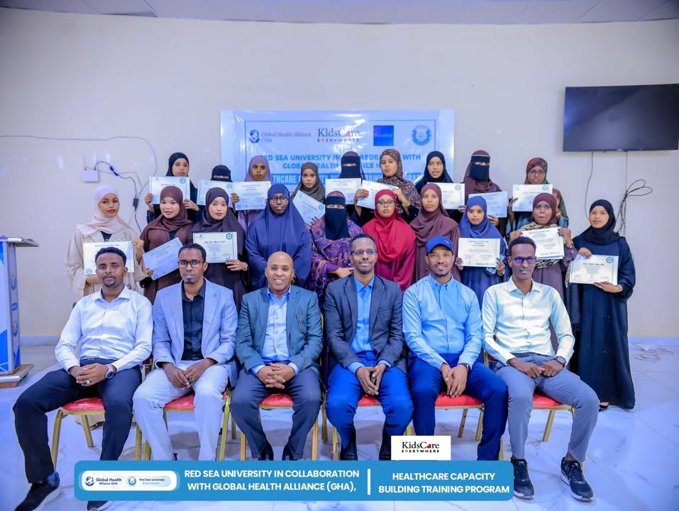 Honoring Student Success: Certificate Awarding Ceremony at Red Sea University