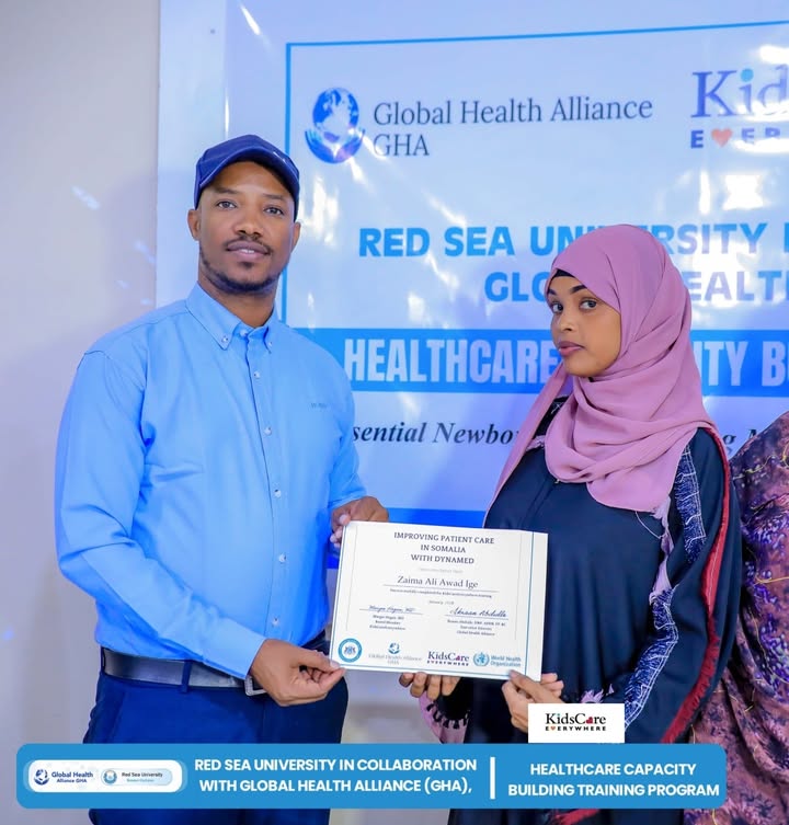 Honoring Student Success: Certificate Awarding Ceremony at Red Sea University