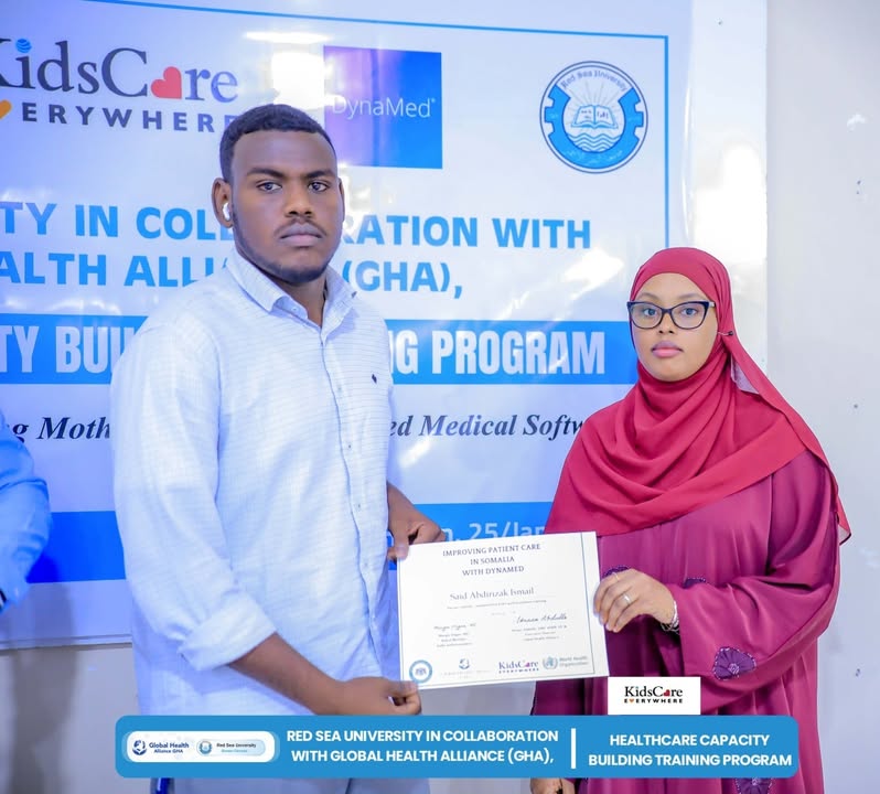 Honoring Student Success: Certificate Awarding Ceremony at Red Sea University