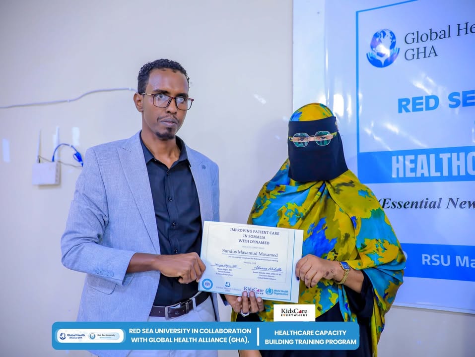 Honoring Student Success: Certificate Awarding Ceremony at Red Sea University