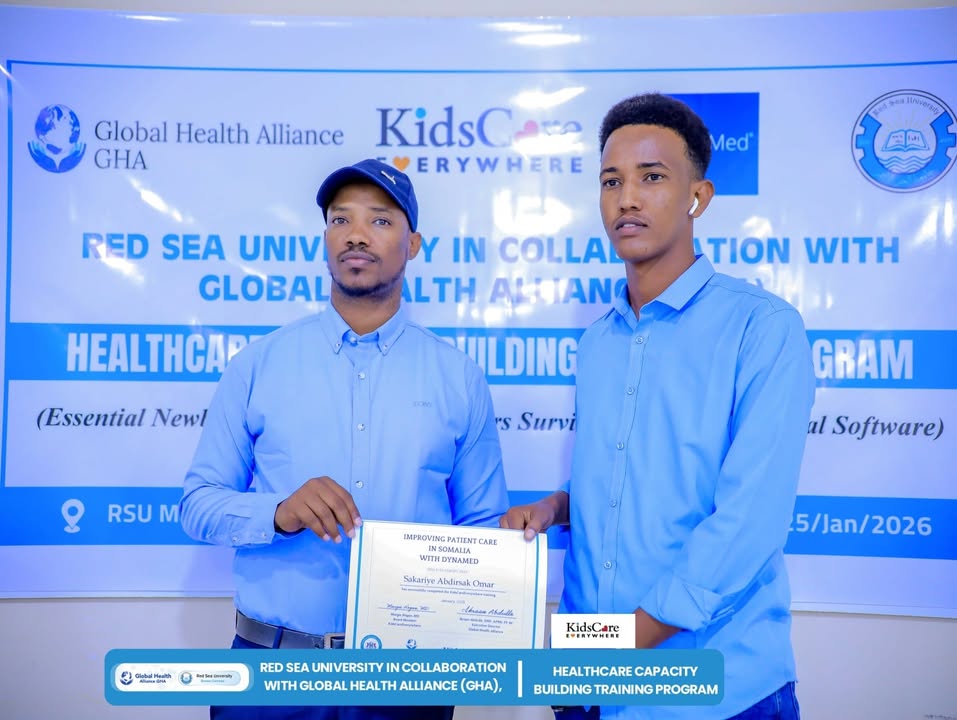 Honoring Student Success: Certificate Awarding Ceremony at Red Sea University